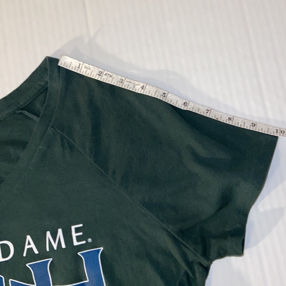 The Shirt 31 Years Notre Dame Fighting Irish V-Neck Short Sleeve T-Shirt - Picture 3 of 4